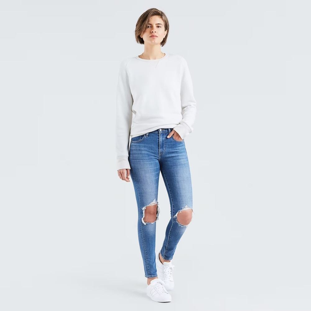 Levi’s 721 high rise ripped skinny jean NWT